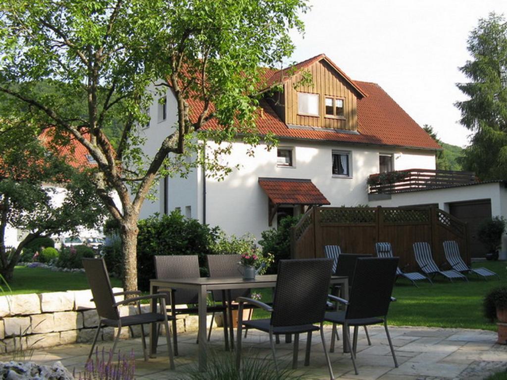 Ferienwohnung Rita Halser Riedenburg Exterior photo